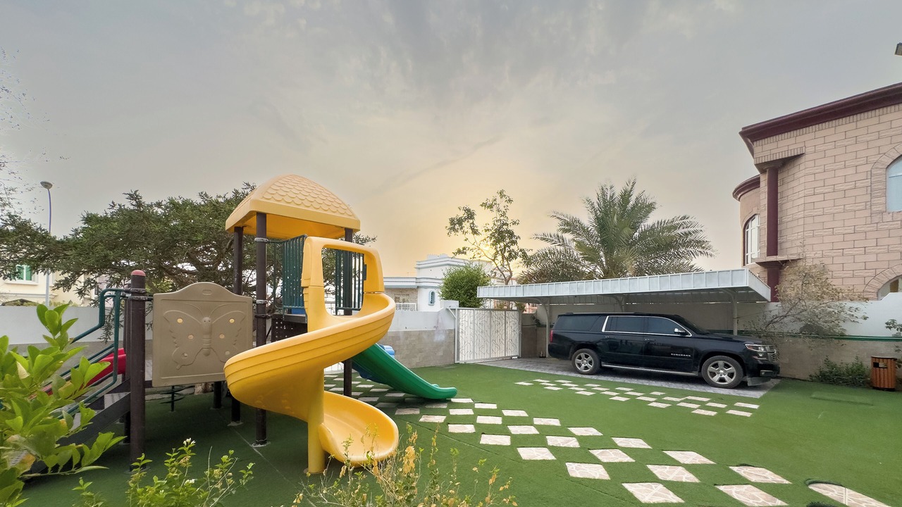 Photo of Others in Seeb
