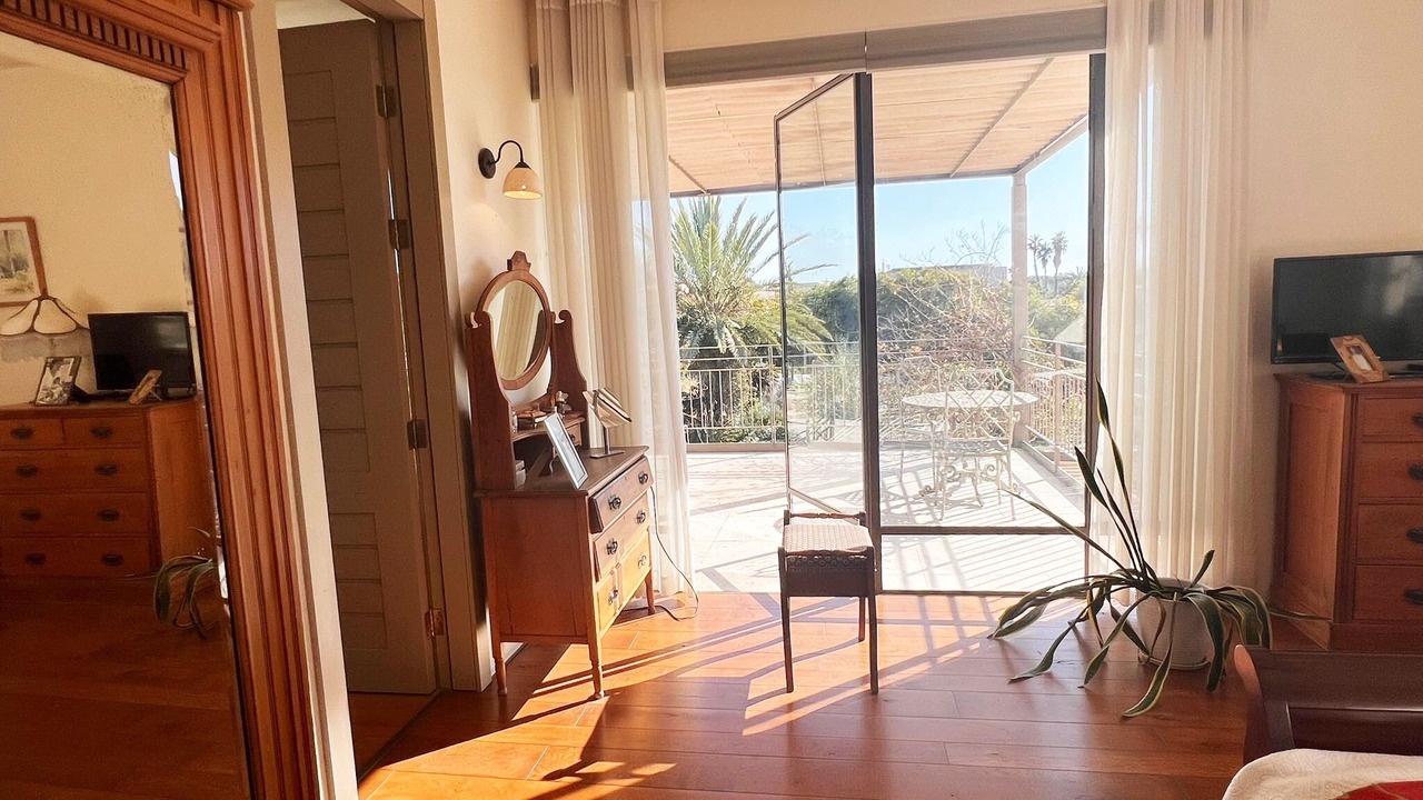 Photo of Bedroom in Caesarea