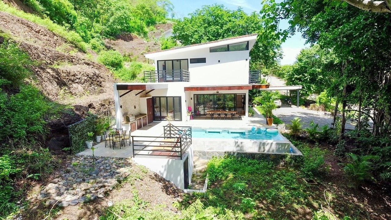 Photo of Outdoor in Coco