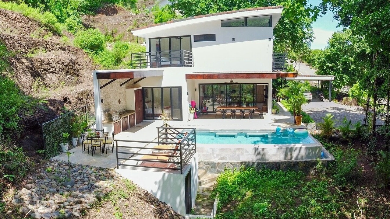 Photo of Outdoor in Coco
