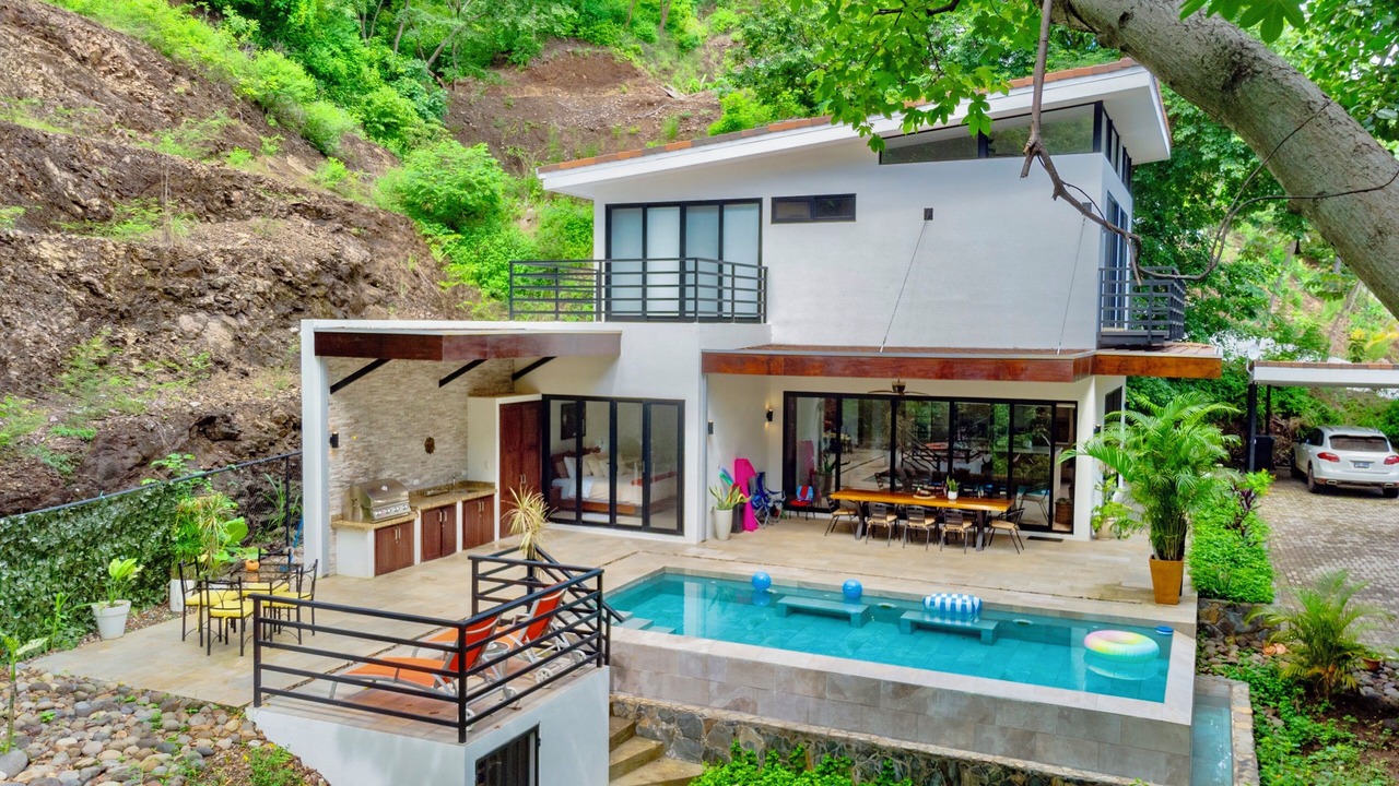 Photo of Outdoor in Coco