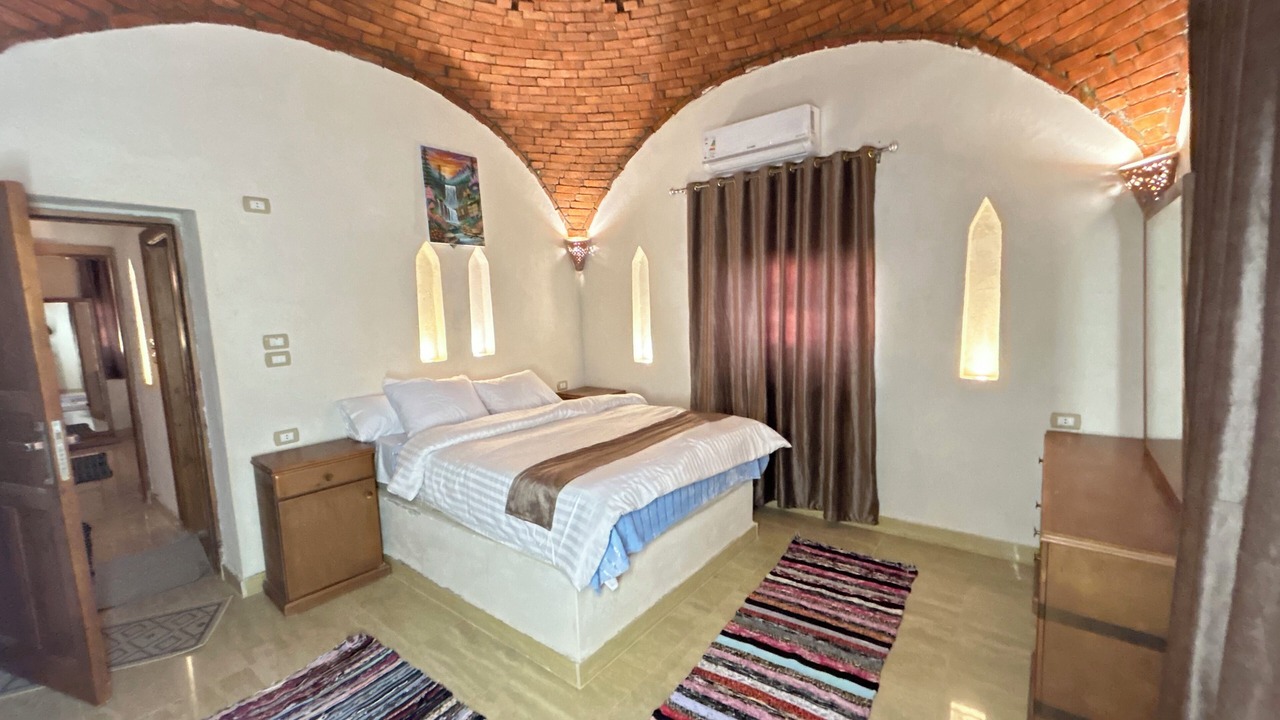 Photo of Bedroom in Tunis Village