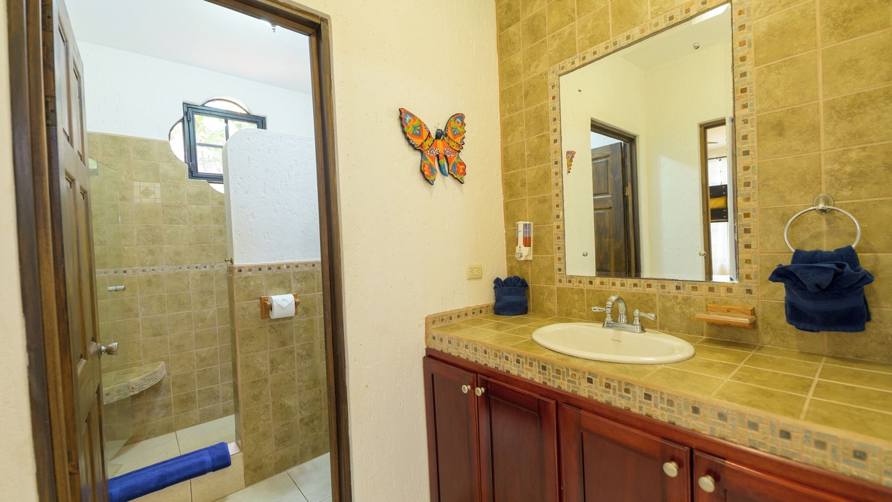Photo of Bathroom in Hills of Esterillos