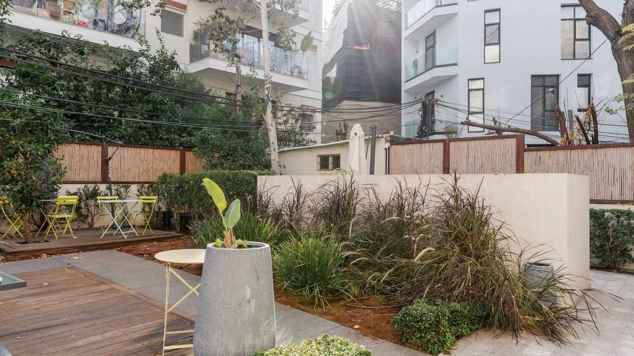 Photo of Patio Balcony in Tel Aviv City Center