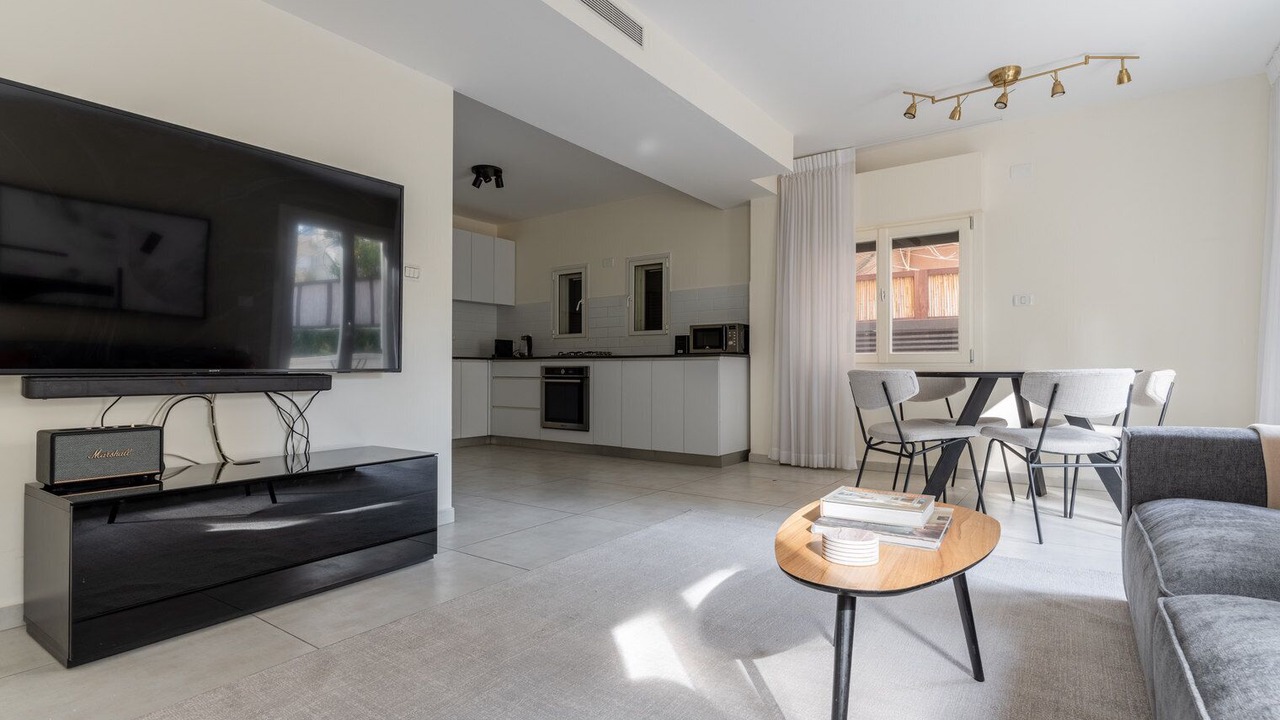 Photo of Livingroom in Tel Aviv City Center