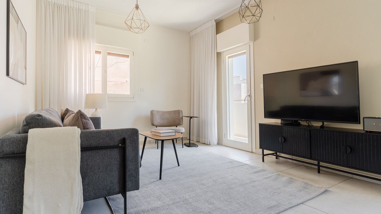 Photo of Livingroom in Tel Aviv City Center