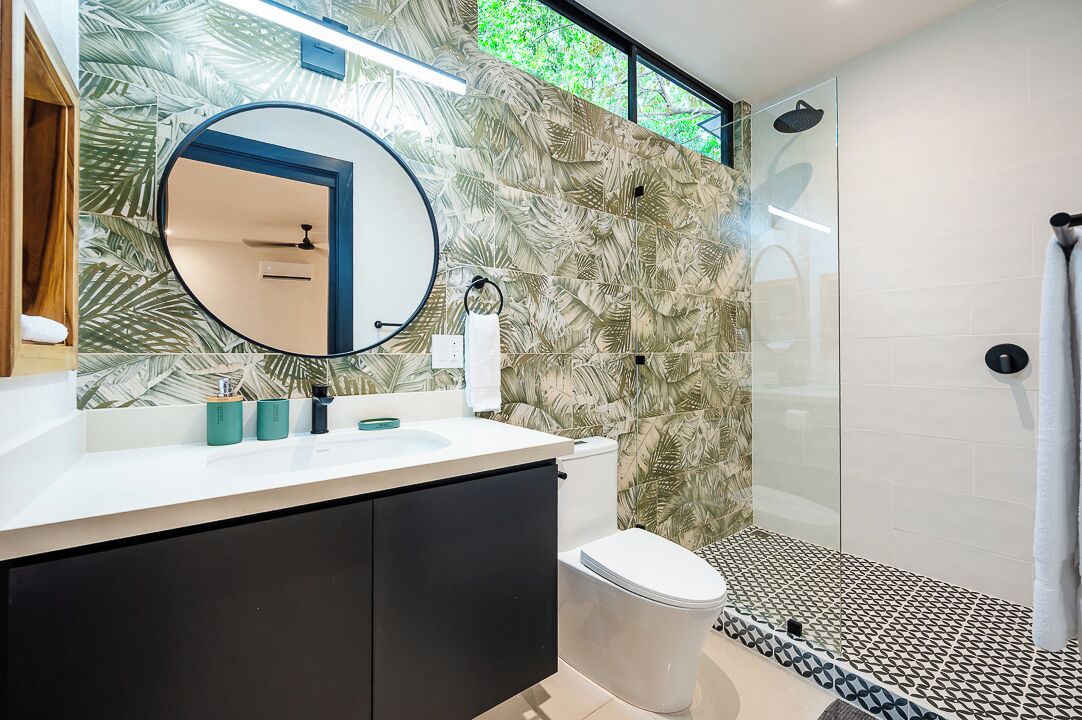 Photo of Bathroom in Potrero