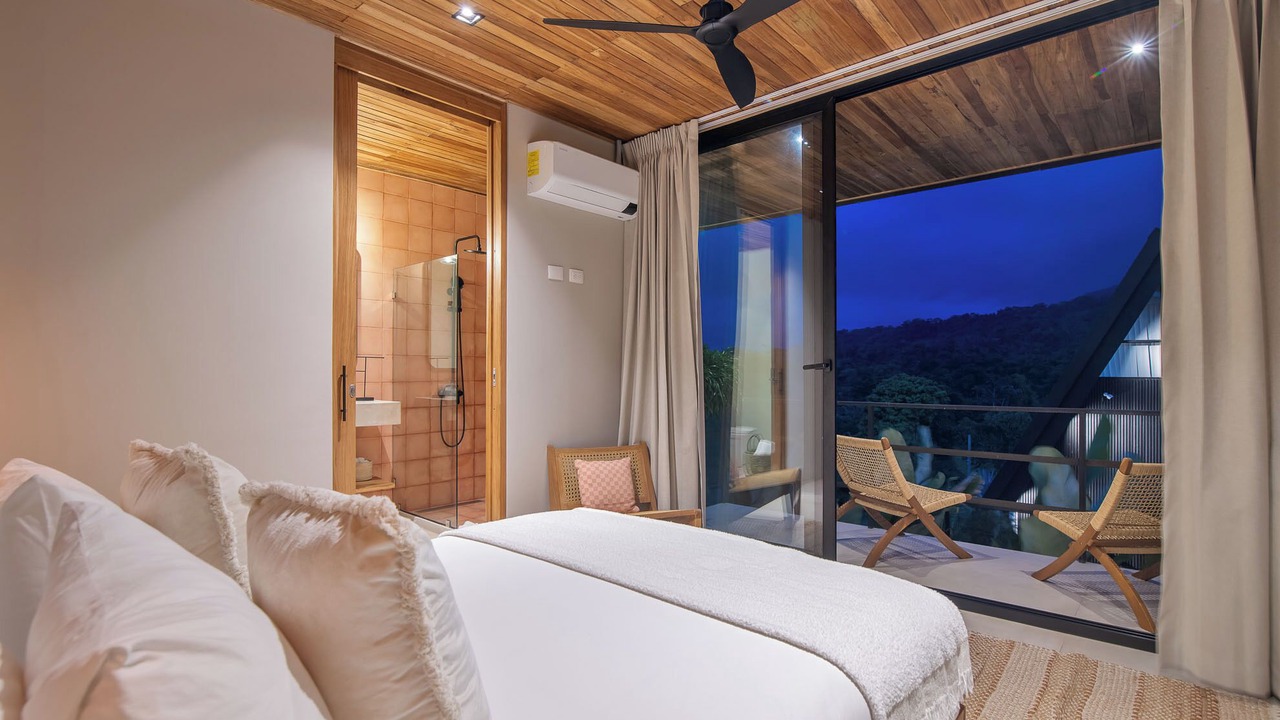 Photo of Bedroom in Arenal Hot Springs