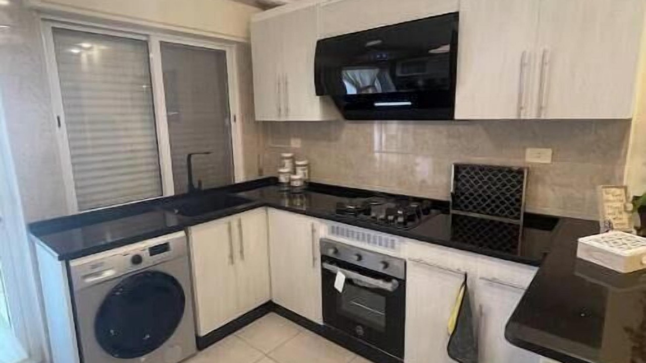 Photo of Kitchen in Al Jubeiha
