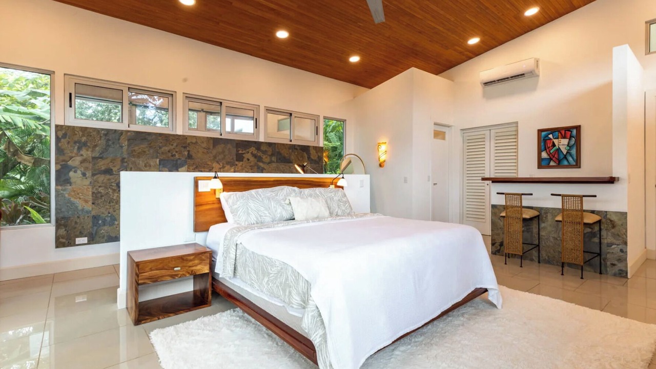Photo of Bedroom in Playa Guiones