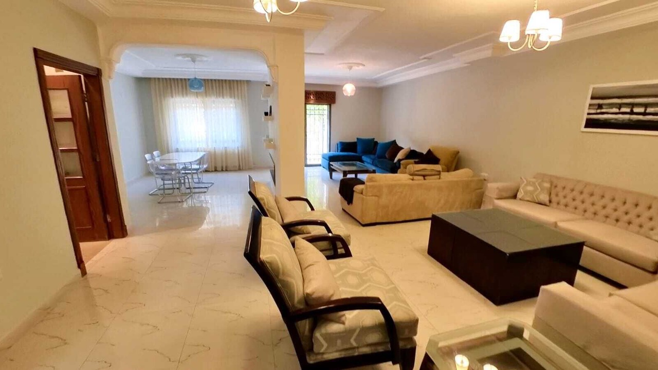 Photo of Livingroom in Al Jubeiha