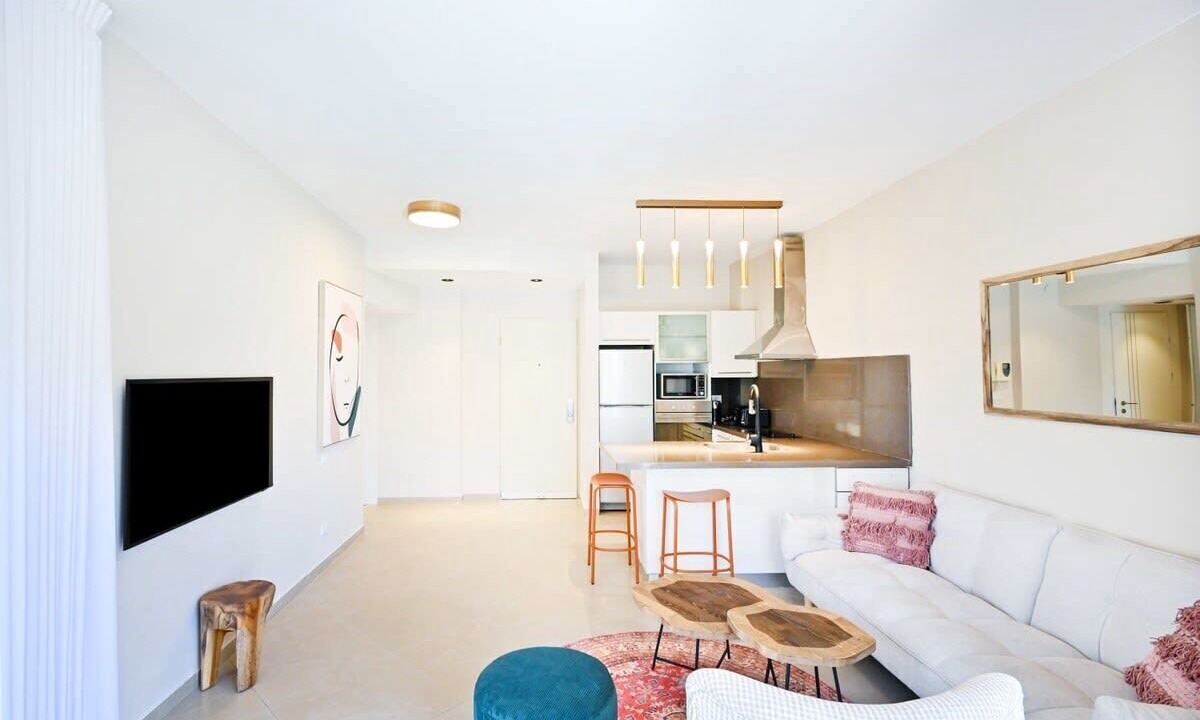 Photo of Livingroom in Tel Aviv Promenade