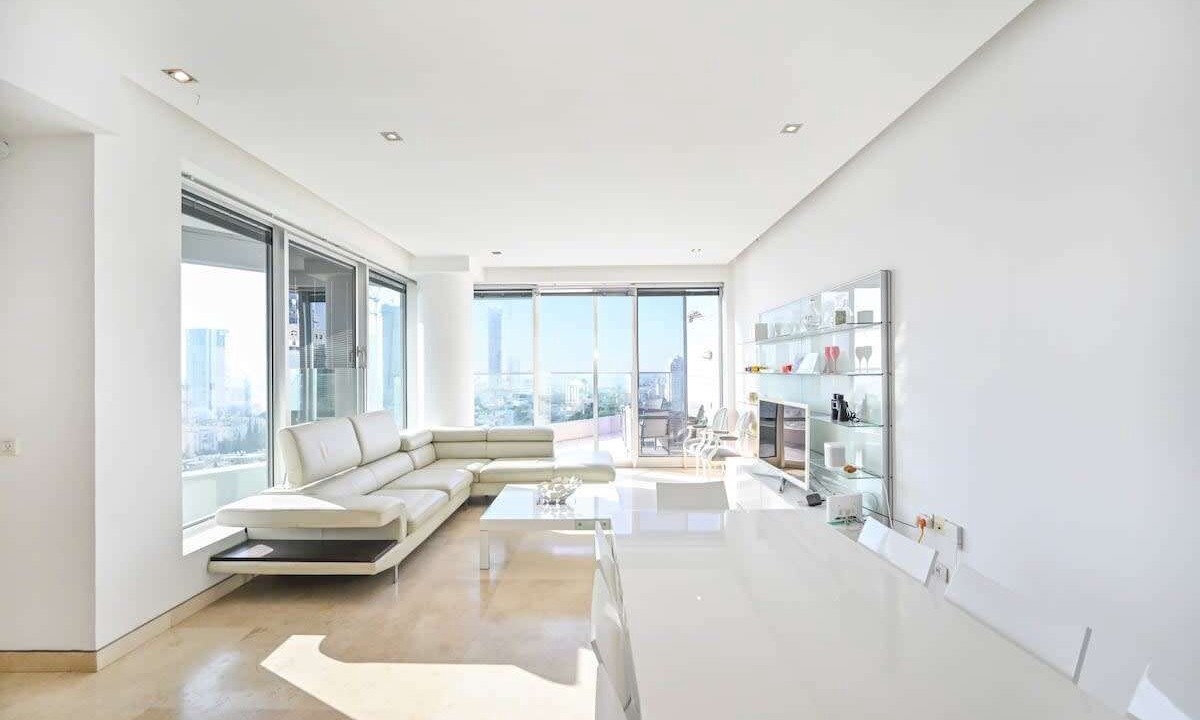 Photo of Livingroom in Park Tzameret