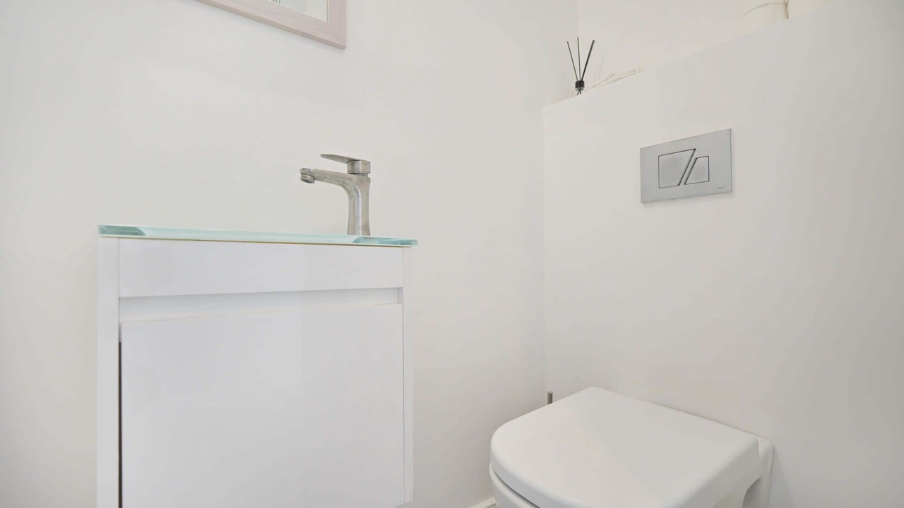 Photo of Bathroom in Kerem HaTeimanim