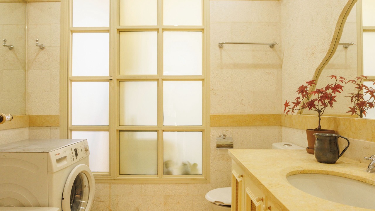 Photo of Bathroom in Mamilla