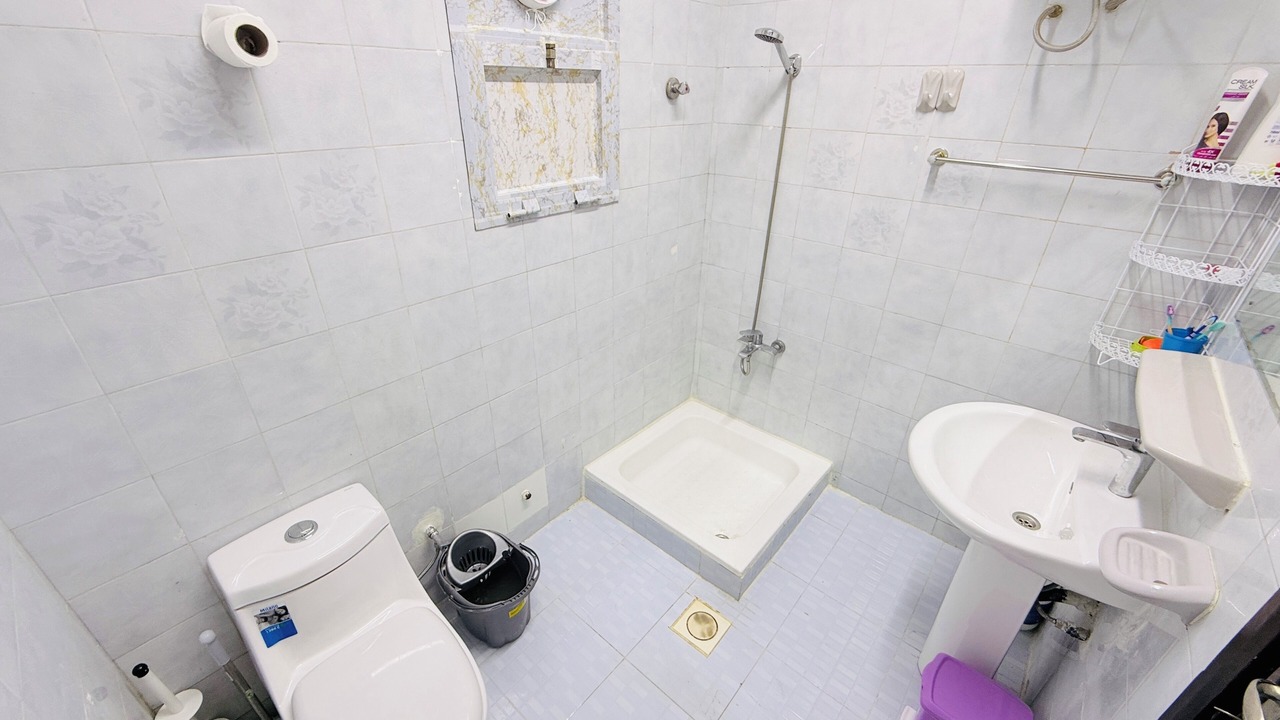 Photo of Bathroom in Al Khuwair