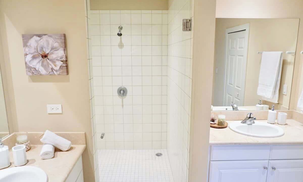 Photo of Bathroom in Coco