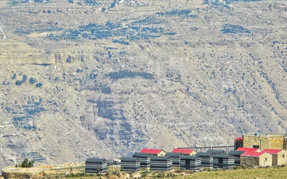 Photo of Others in Dana