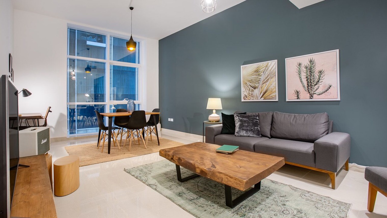 Photo of Livingroom in Trade Center