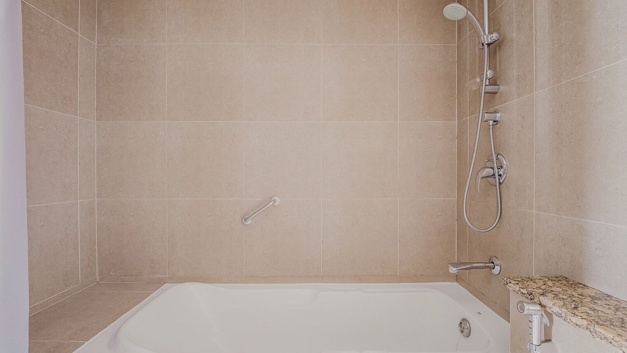 Photo of Bathroom in Bur Dubai