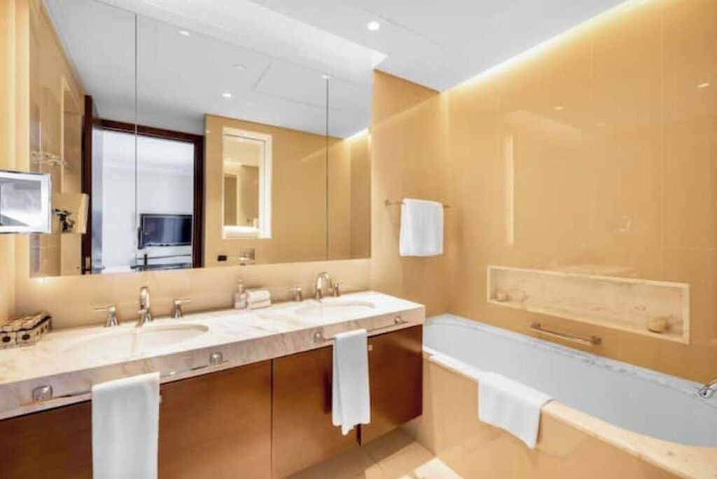 Photo of Bathroom in Downtown Dubai