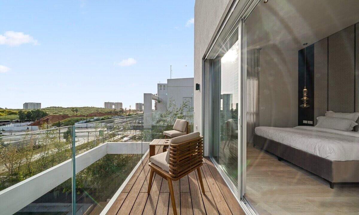 Photo of Patio Balcony in Herzliya Pituach