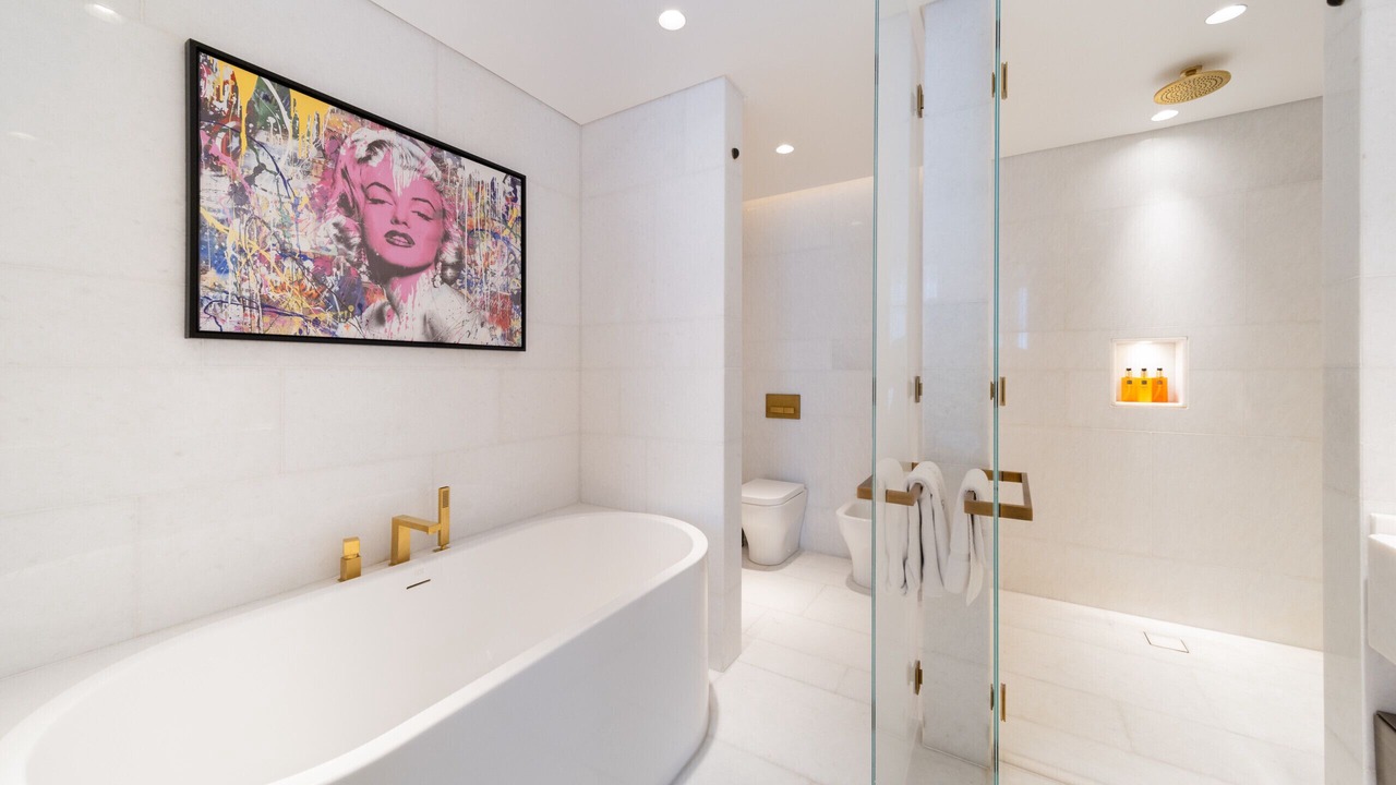Photo of Bathroom in Palm Jumeirah