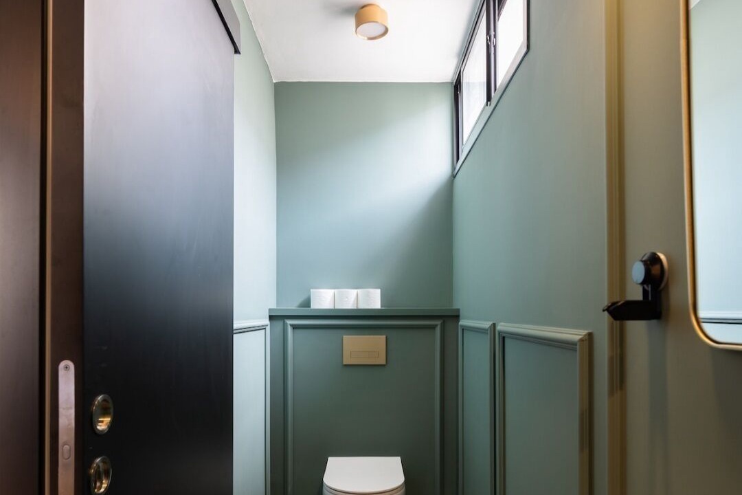 Photo of Bathroom in Diamond Exchange District