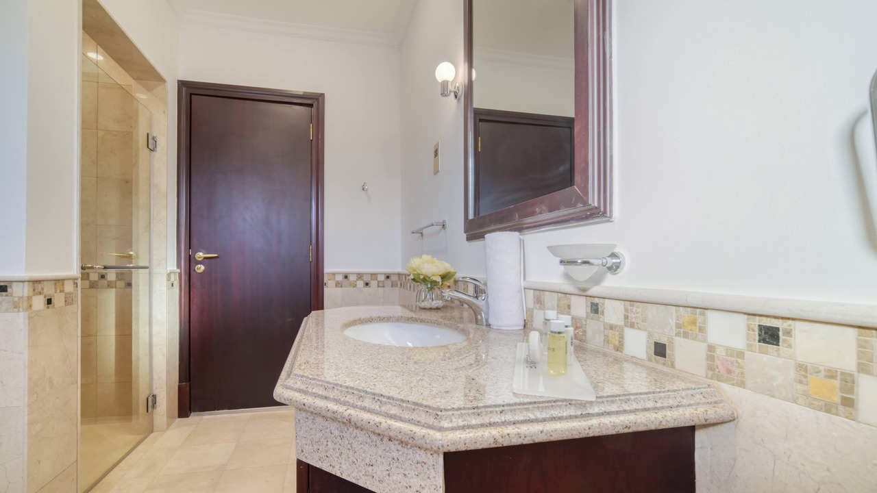 Photo of Bathroom in Palm Jumeirah