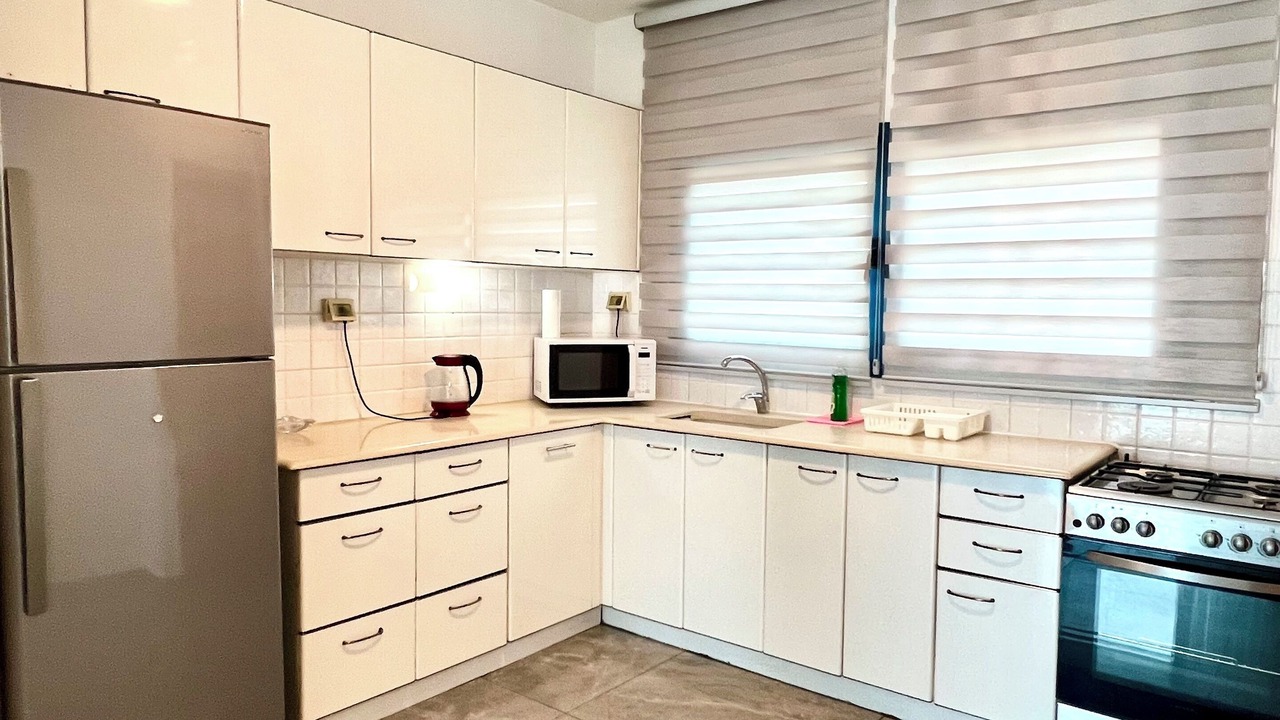 Photo of Kitchen in Kerem HaTeimanim