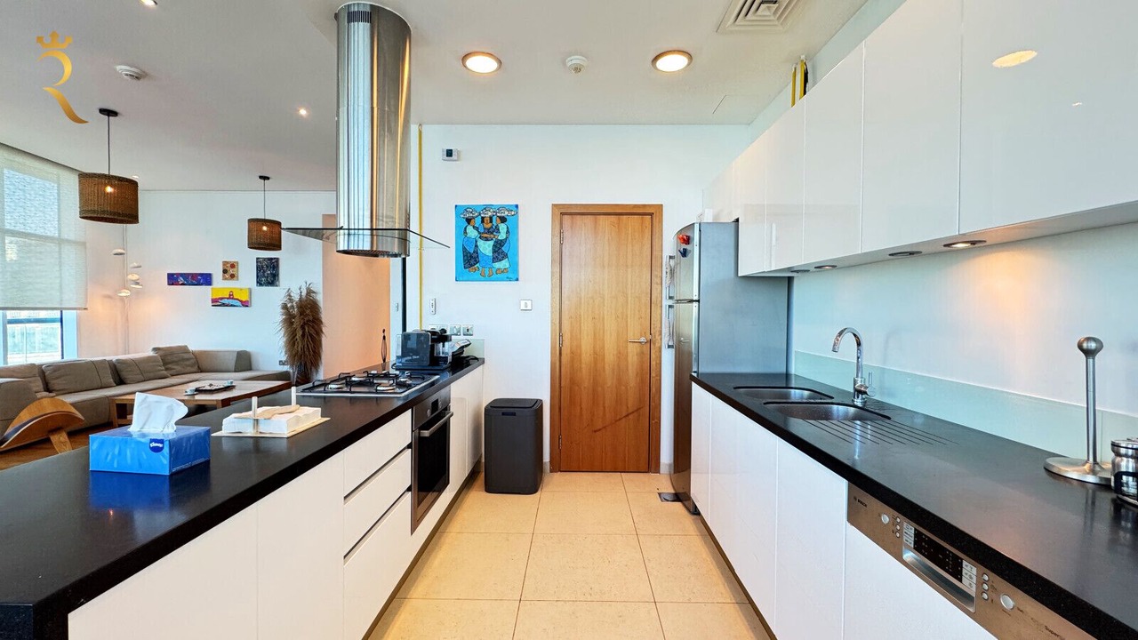 Photo of Kitchen in Al Bandar