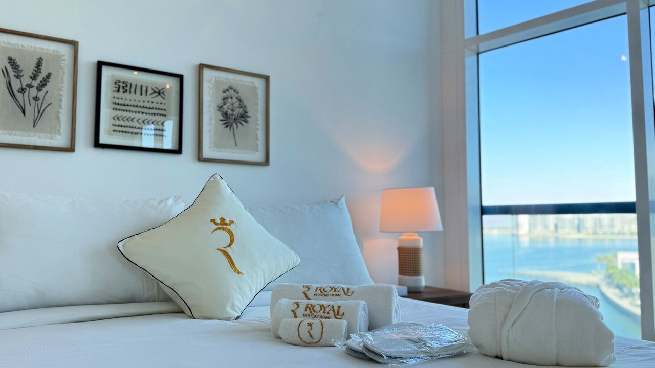 Photo of Bedroom in Al Bandar