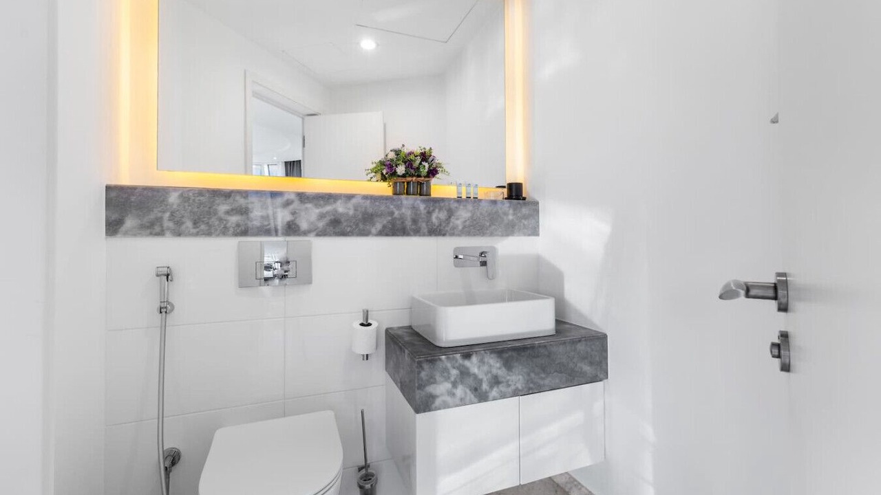 Photo of Bathroom in Downtown Dubai
