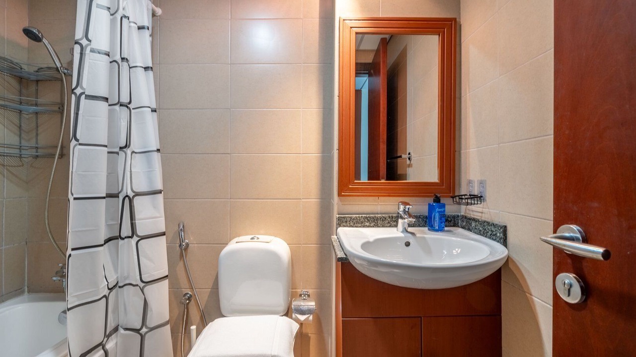 Photo of Bathroom in Jebel Ali