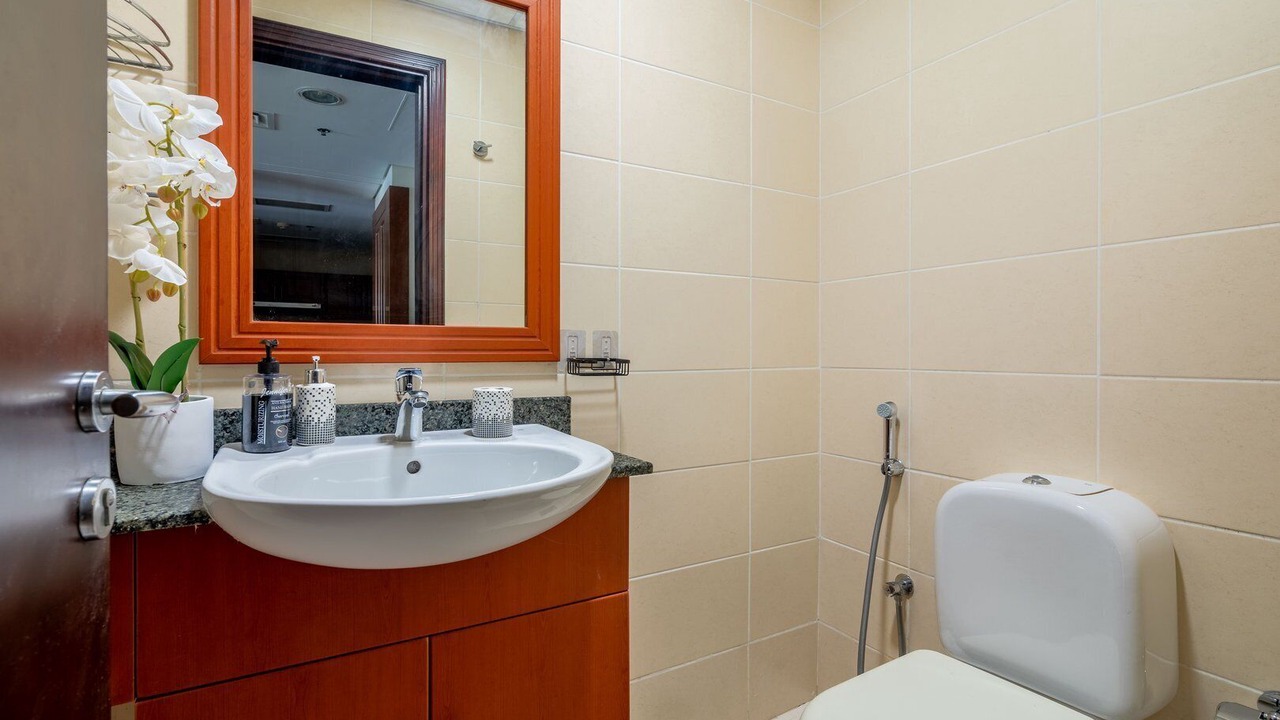 Photo of Bathroom in Jebel Ali