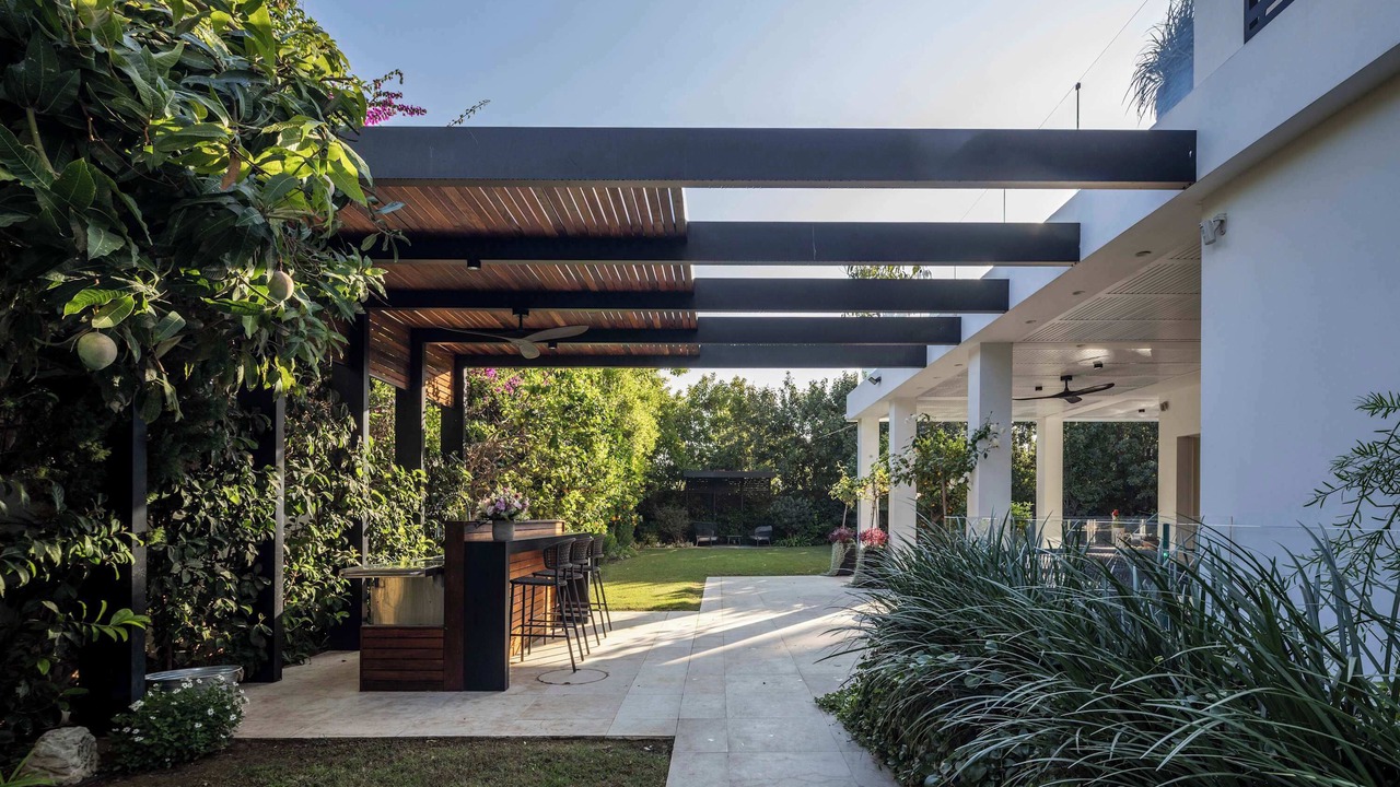 Photo of Patio Balcony in Kfar Shmaryahu