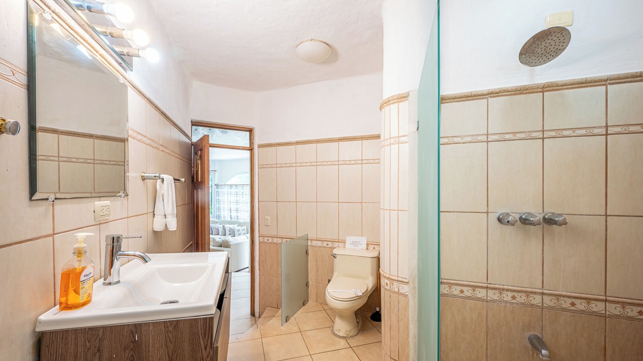 Photo of Bathroom in Hermosa Hills
