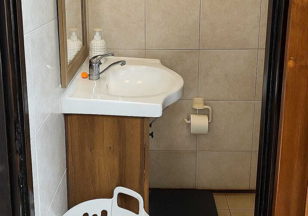 Photo of Bathroom in Be'er Ora