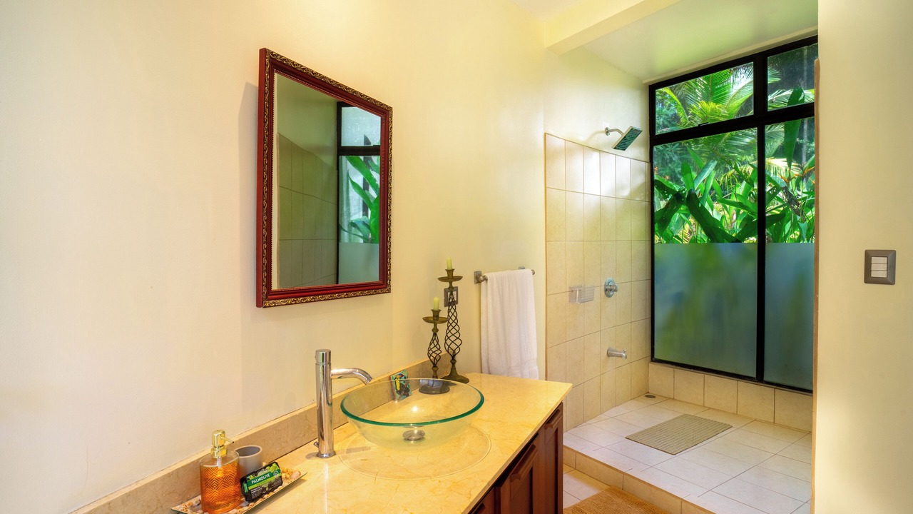 Photo of Bathroom in Esterillos