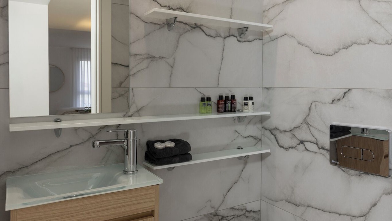 Photo of Bathroom in Jerusalem City Centre