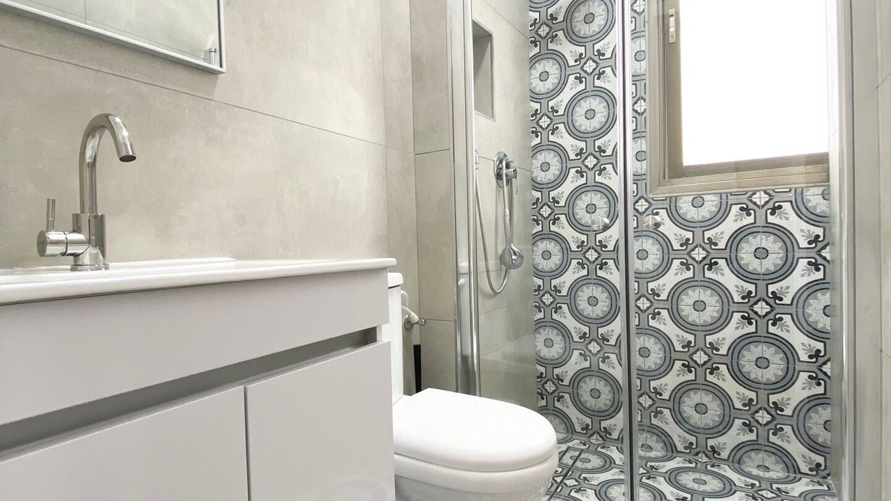 Photo of Bathroom in Kerem HaTeimanim