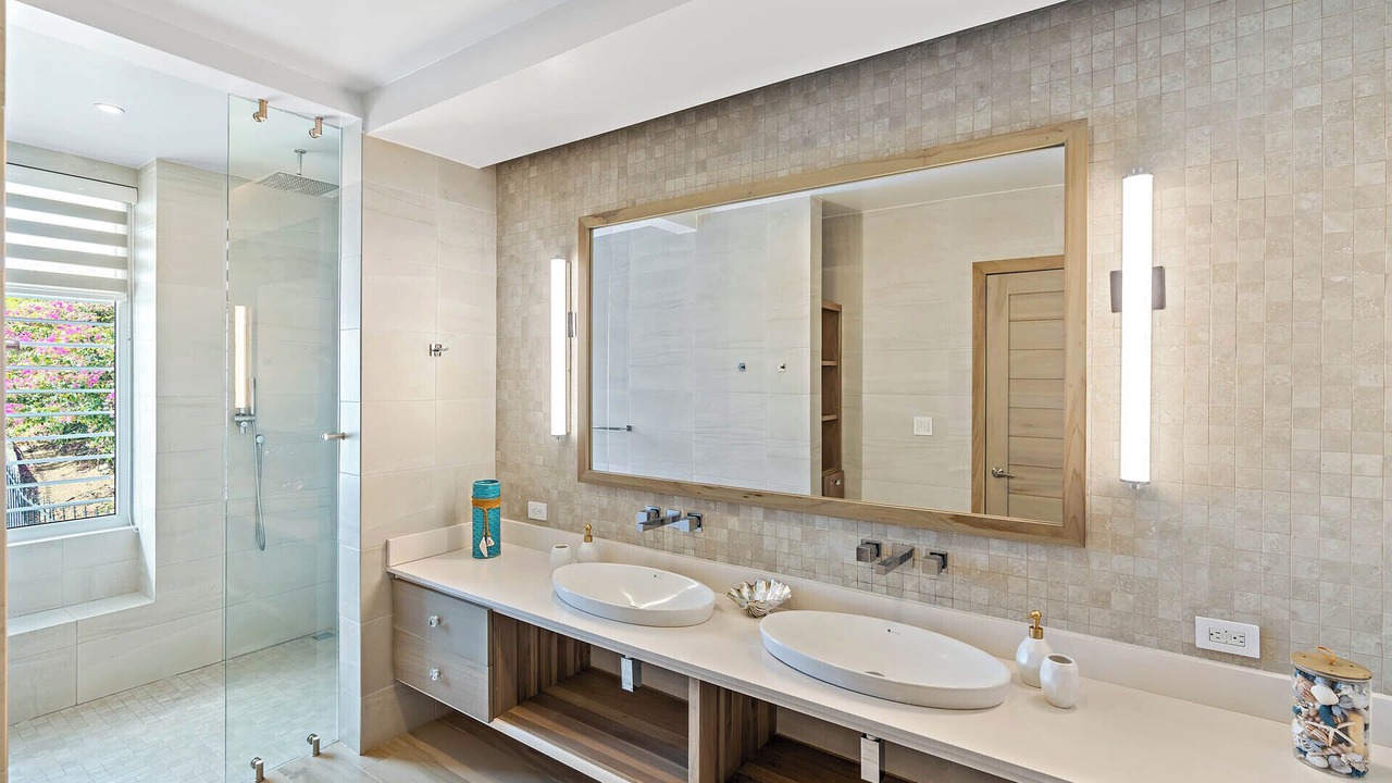 Photo of Bathroom in Tamarindo