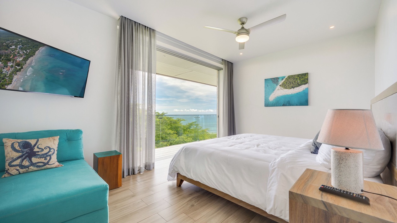 Photo of Bedroom in Tamarindo