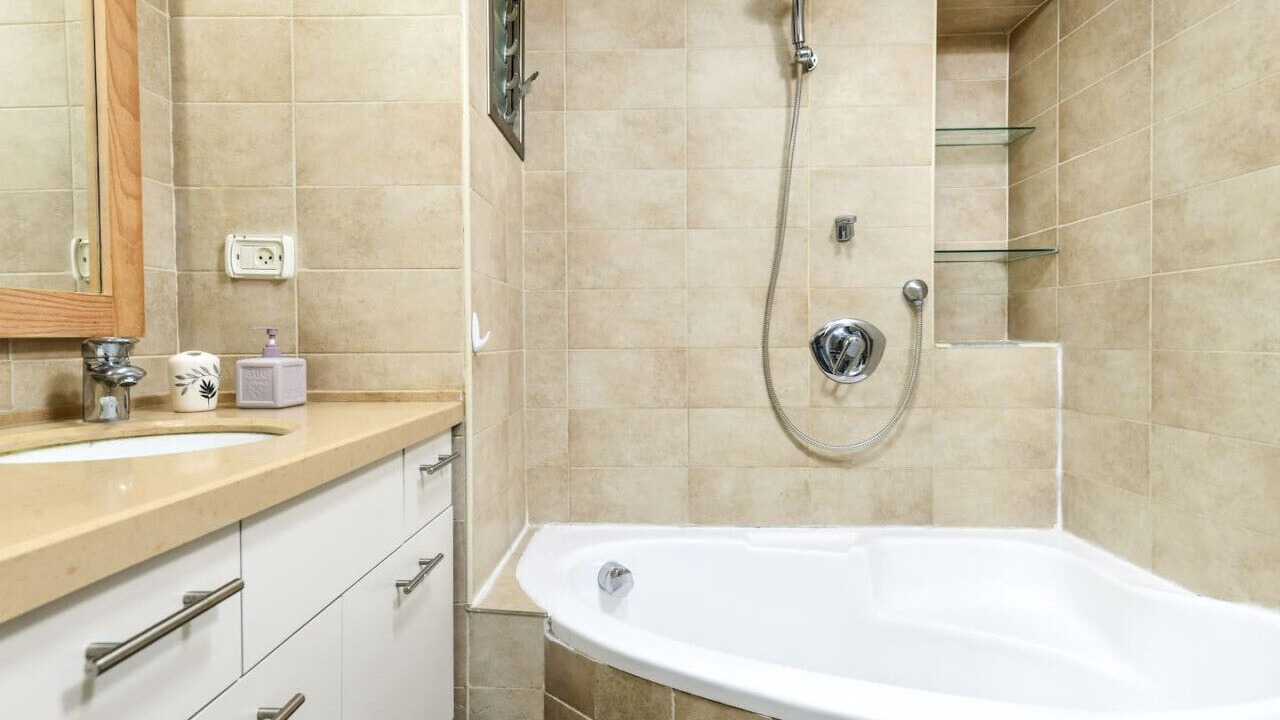 Photo of Bathroom in Herzliya Pituach