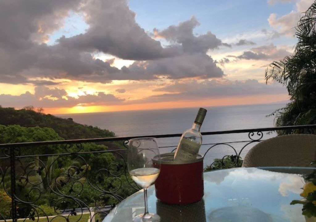 Photo of Patio Balcony in El Ocotal