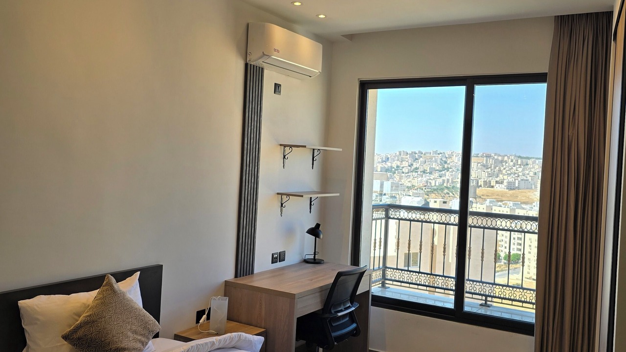 Photo of Bedroom in Al Jubeiha