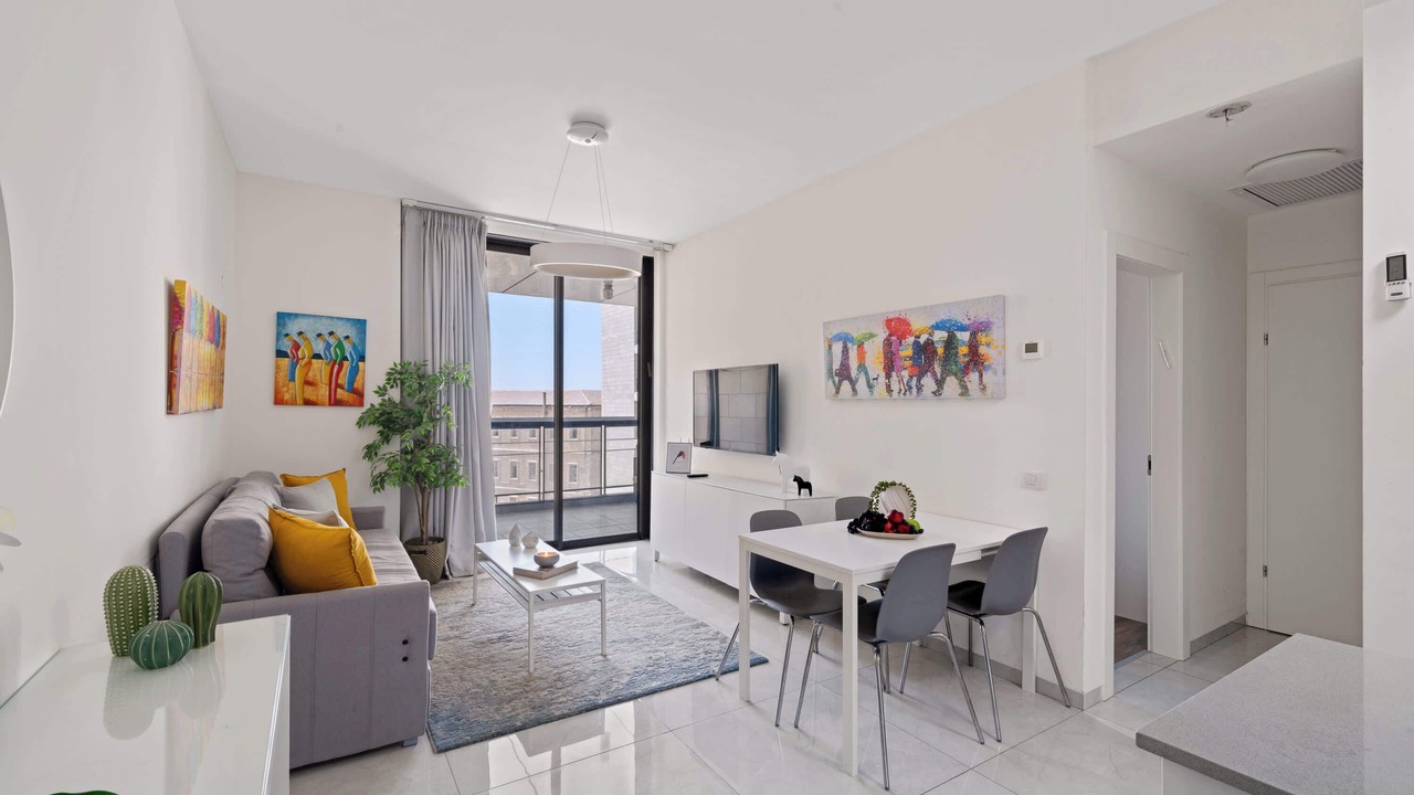 Photo of Livingroom in Nachlaot