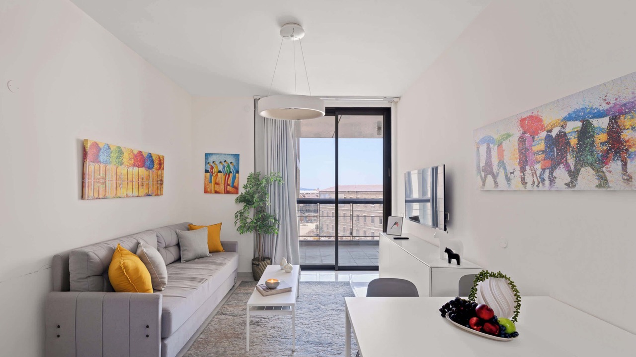 Photo of Livingroom in Nachlaot