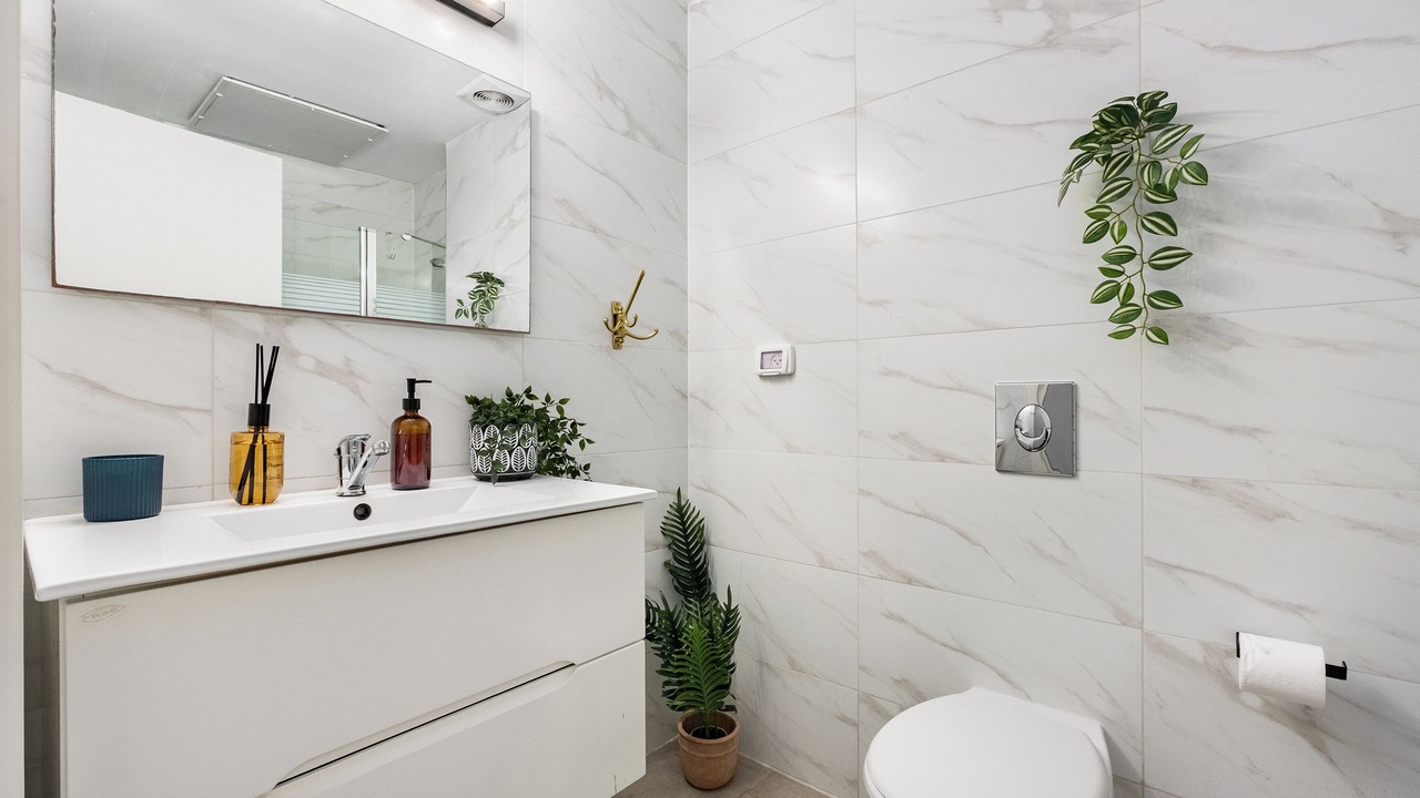 Photo of Bathroom in Bene Beraq