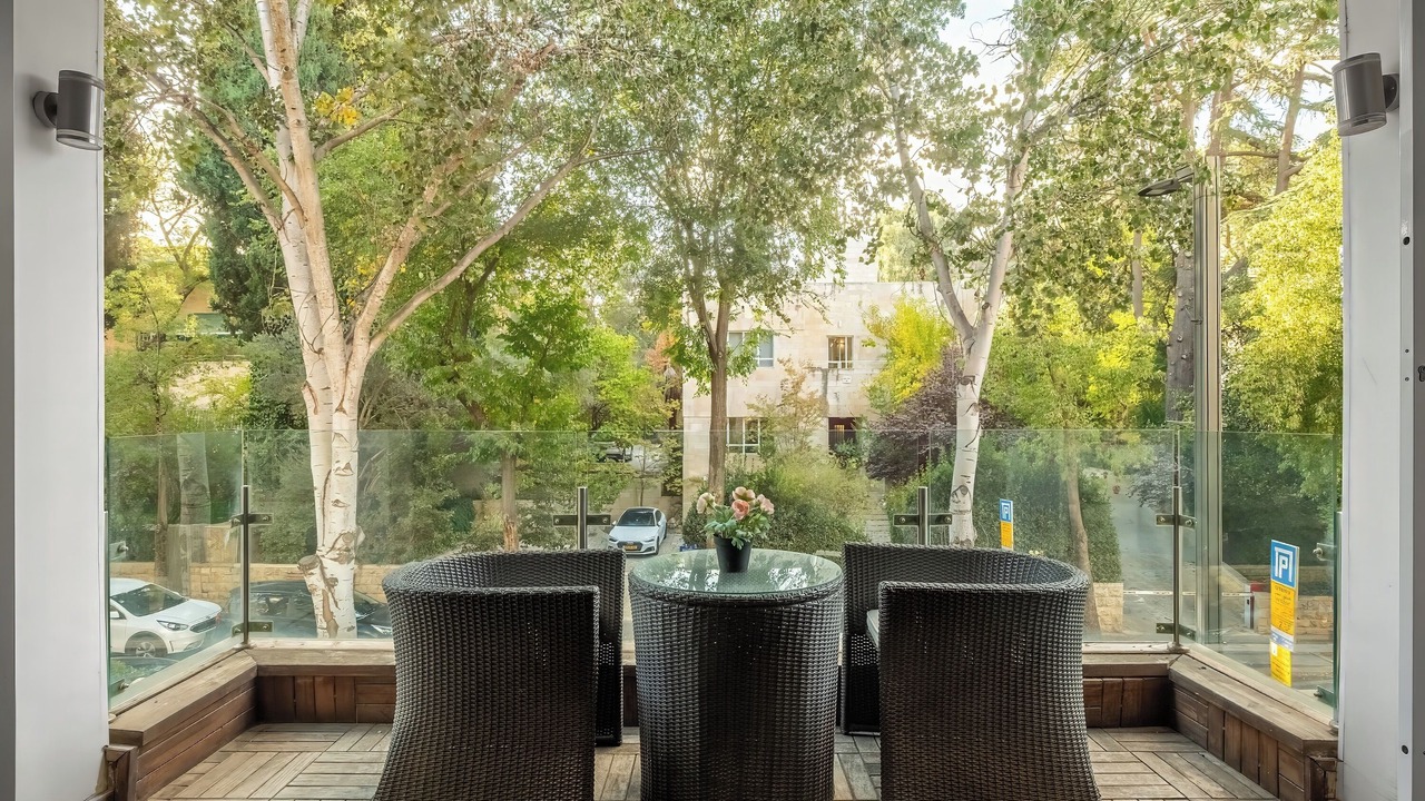 Photo of Patio Balcony in Rehavia